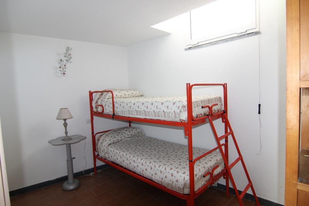5 Lands Stone Cottage Levanto Chambre photo